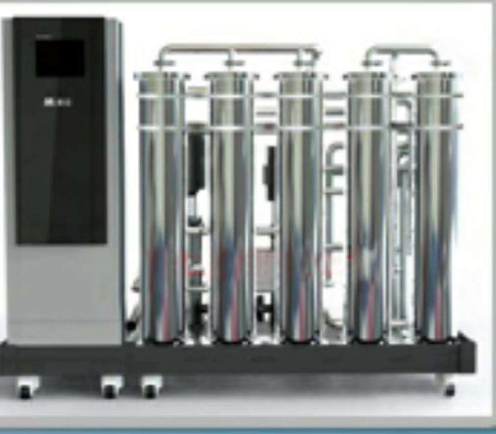 1618300561213769.jpg 醫(yī)用純水機